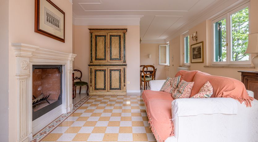 Photo of Days of Wine & Roses