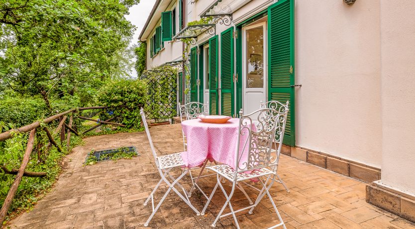 Photo of Days of Wine & Roses