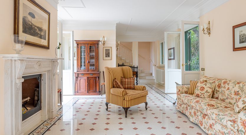 Photo of Days of Wine & Roses