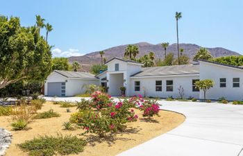 Palms In Paradise Holiday Home