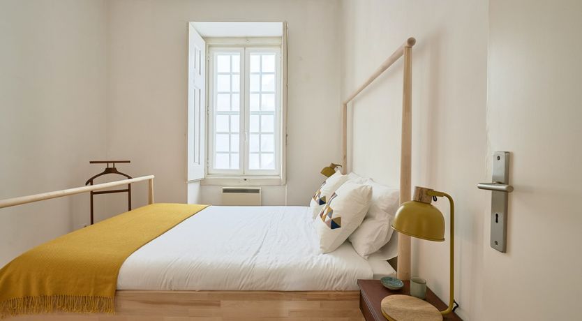 Photo of Gilded Glow