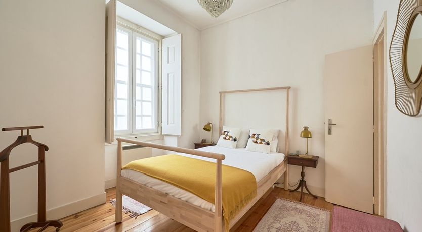 Photo of Gilded Glow