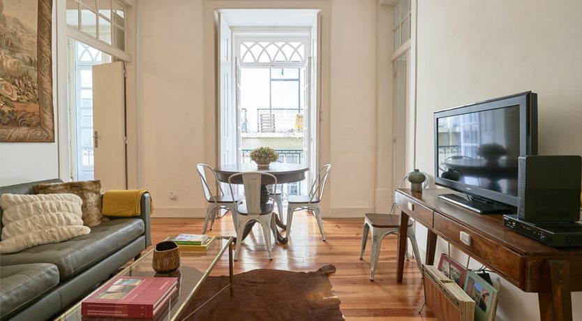 Photo of Gilded Glow