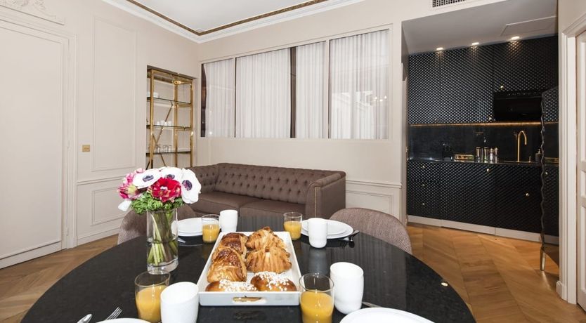 Photo of I Heart Paris