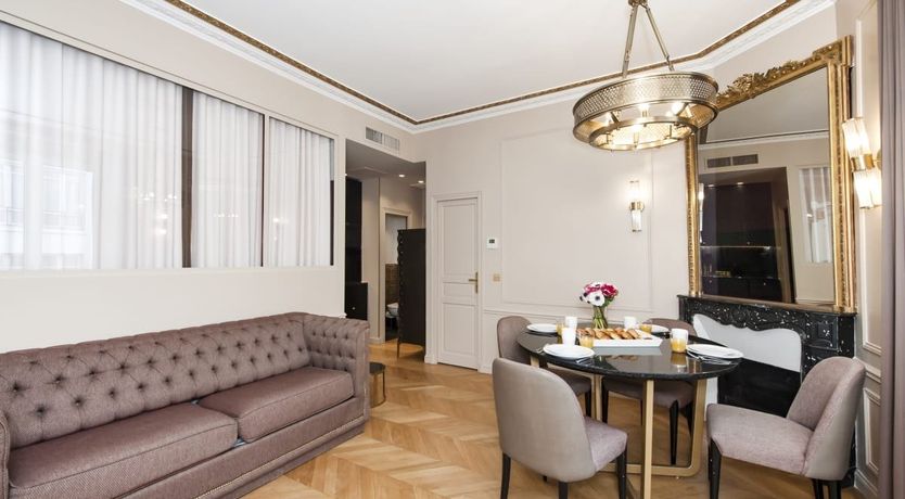 Photo of I Heart Paris