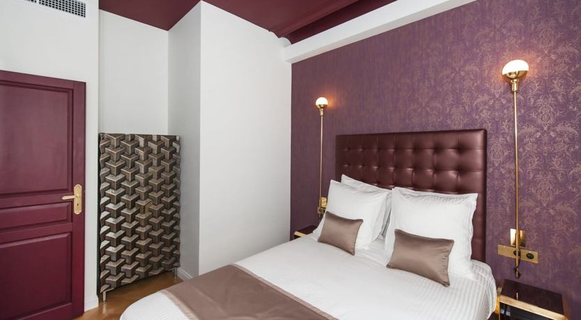 Photo of I Heart Paris