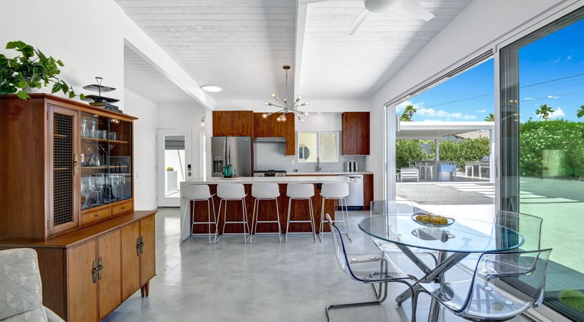 Photo of The Palm Breeze