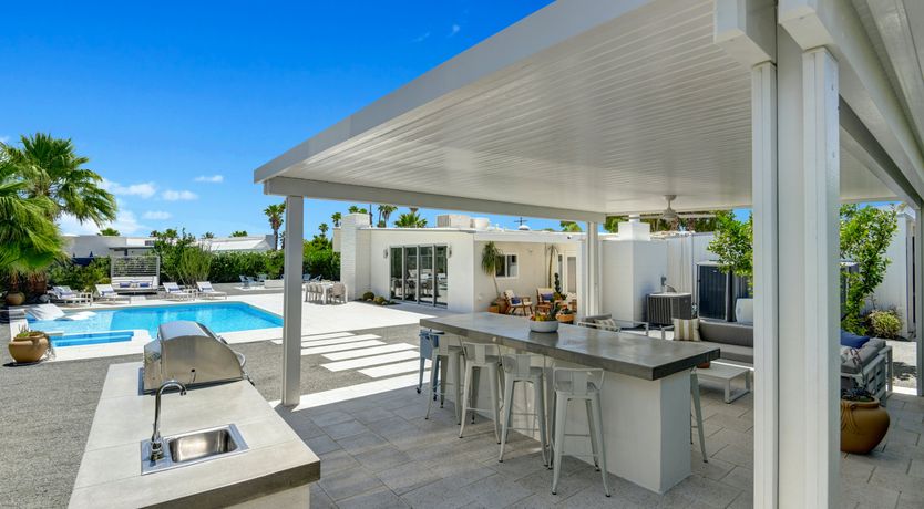 Photo of The Palm Breeze