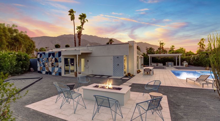 Photo of The Palm Breeze