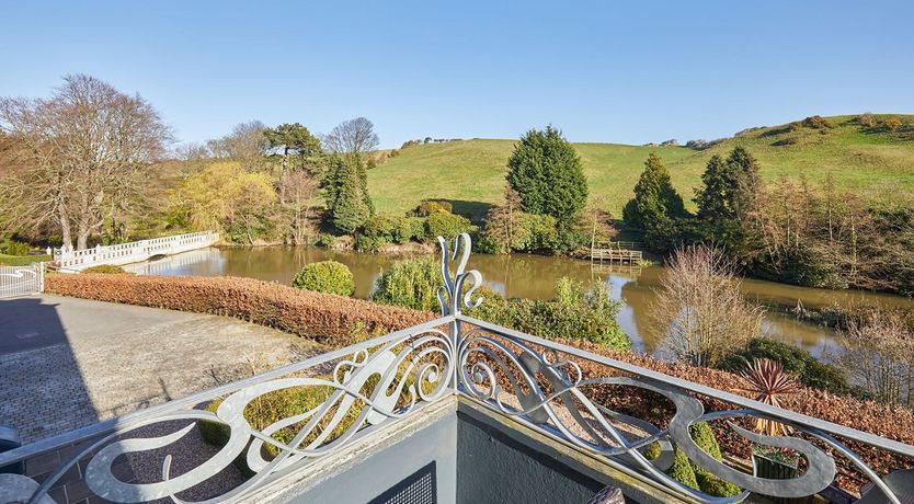 Photo of Social In Style