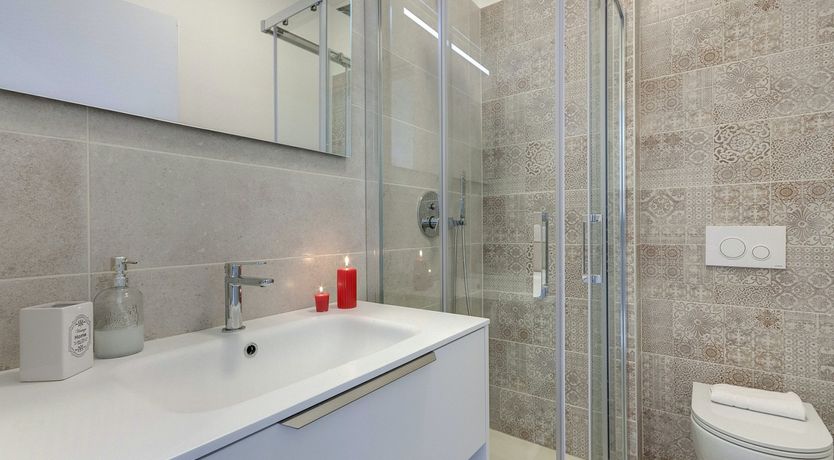 Photo of Take Me To The Chaise