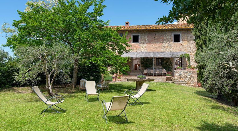 Photo of Tower Of Vines