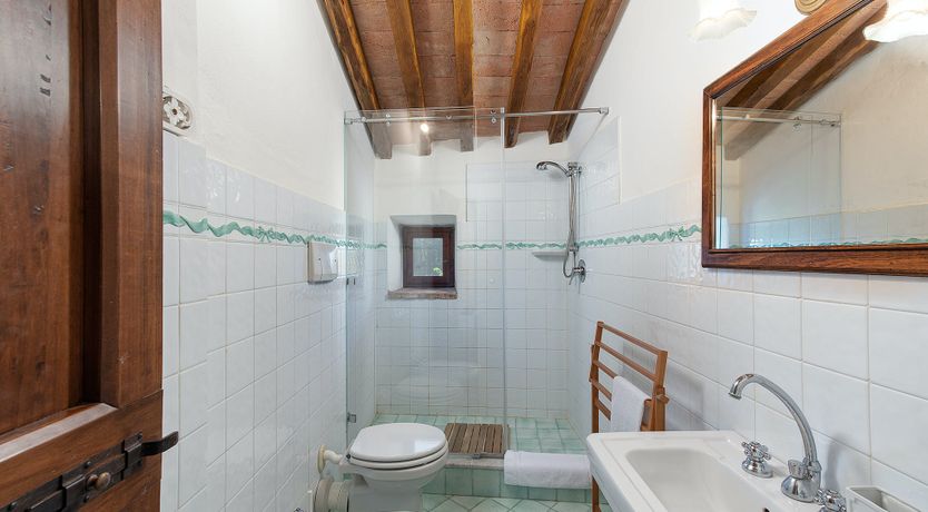 Photo of Tower Of Vines