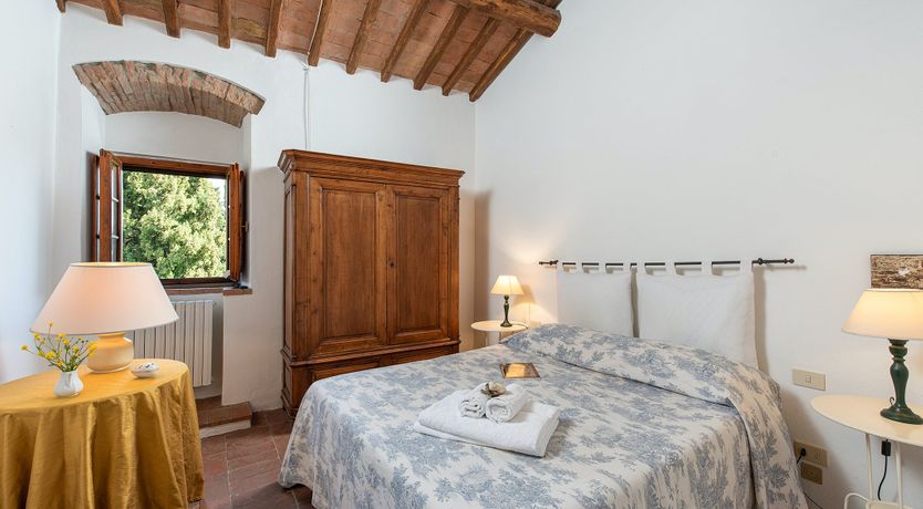 Photo of Tower Of Vines