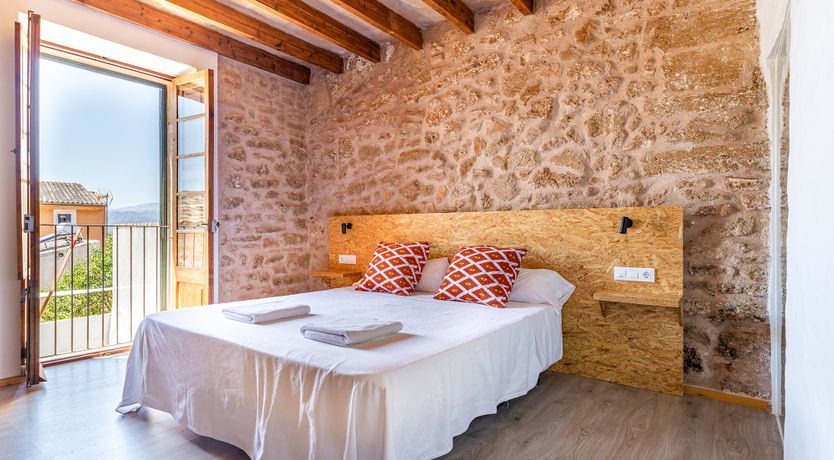 Photo of The Rose Sky