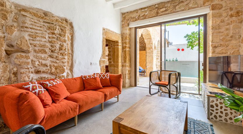 Photo of The Rose Sky