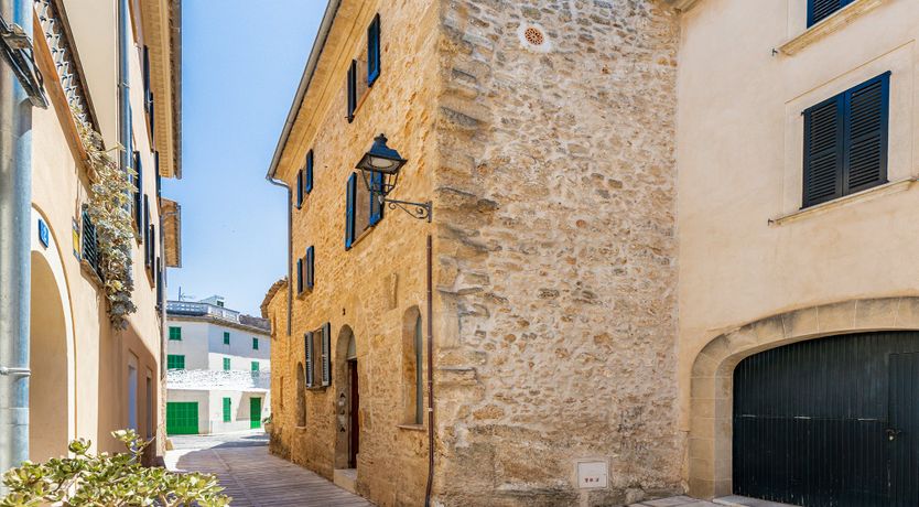 Photo of The Rose Sky