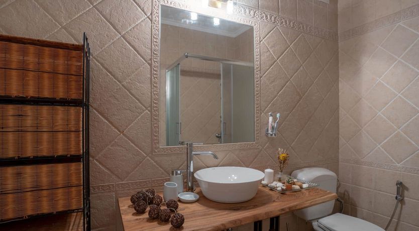 Photo of Blue Shutters & Sea Views