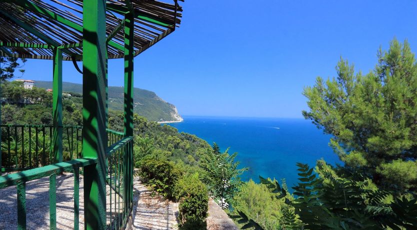 Photo of Brickwork & Blues