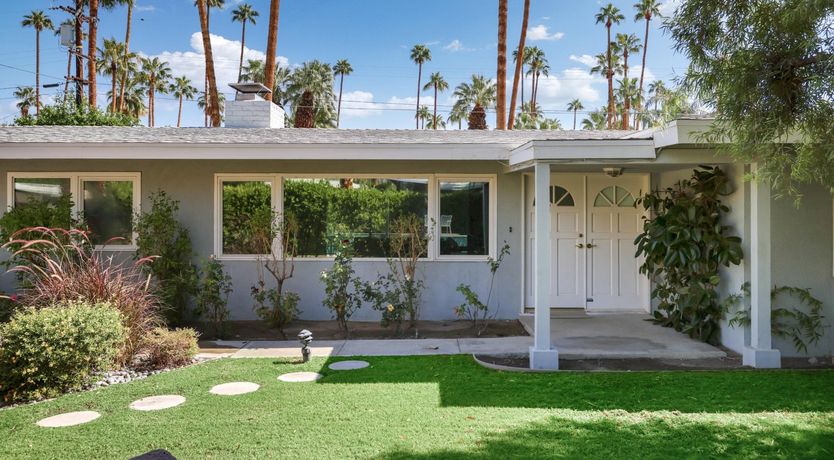 Photo of Palm Tree Springs