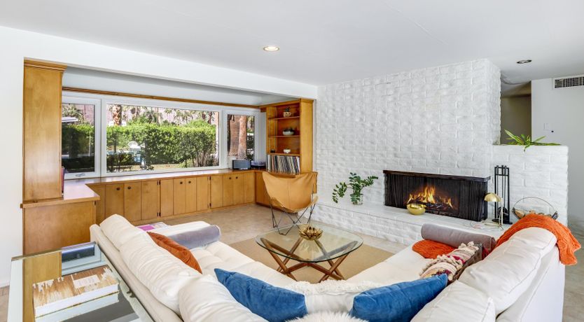 Photo of Palm Tree Springs