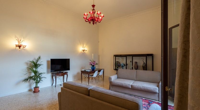 Photo of Tintoretto's Courtyard