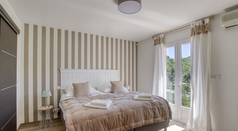 Photo of The Sun Glow