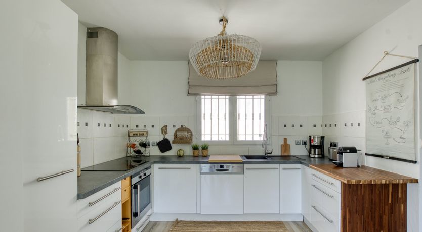 Photo of The Sun Glow