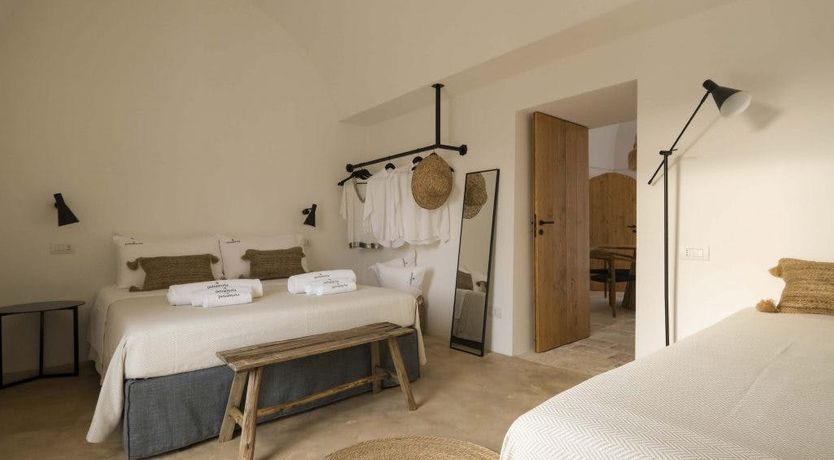 Photo of Romeo & Trulliet