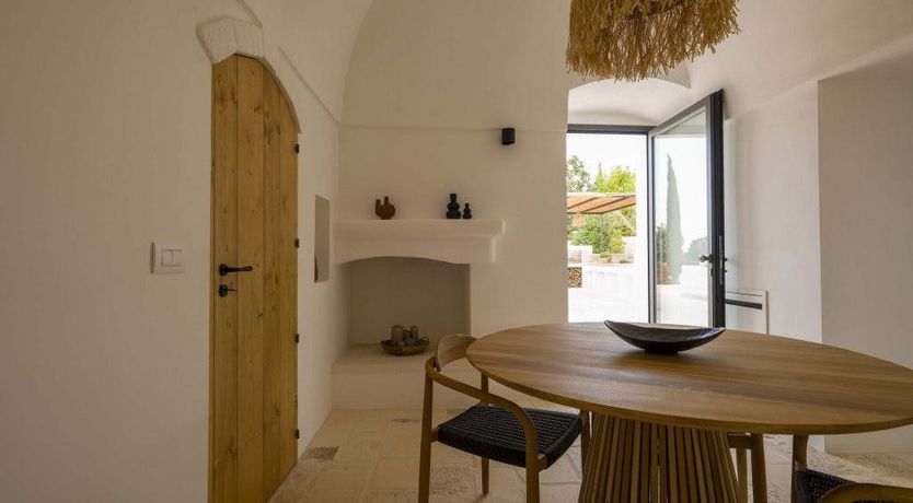 Photo of Romeo & Trulliet