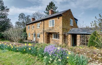 Hearth of the Home Holiday Cottage