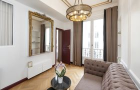 Petit Paris Apartment