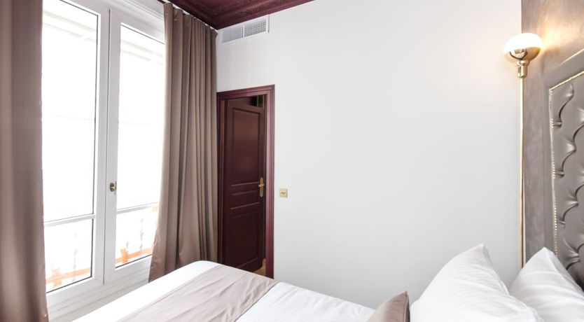 Photo of Petit Paris