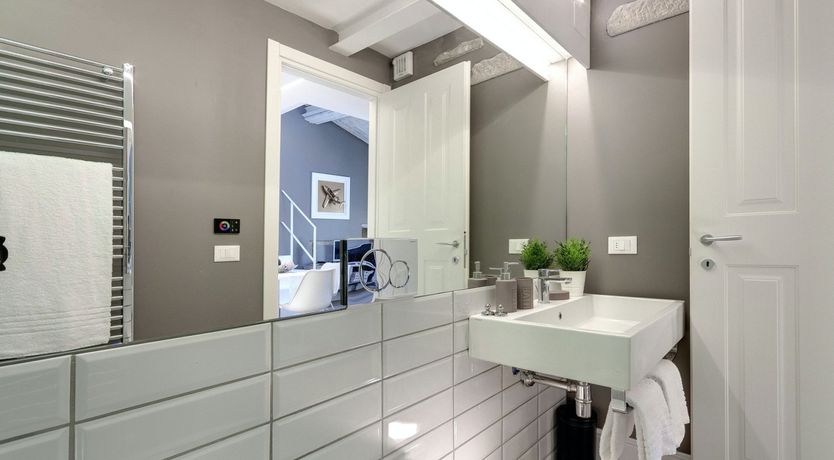 Photo of Follow Me to Florence