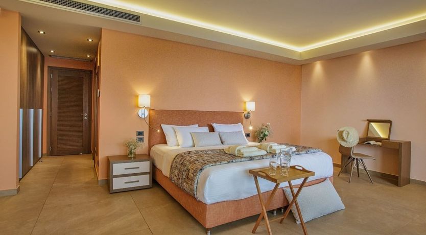 Photo of Infinite Droplets