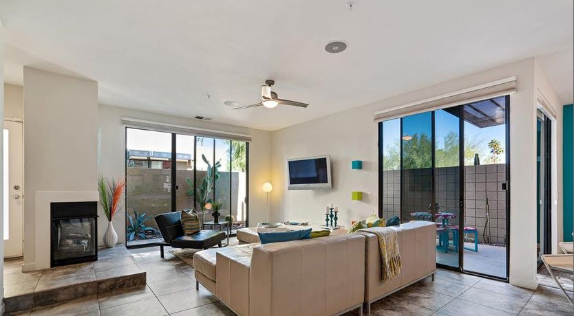 Photo of Made You Look