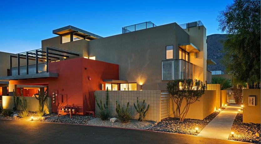 Photo of Made You Look