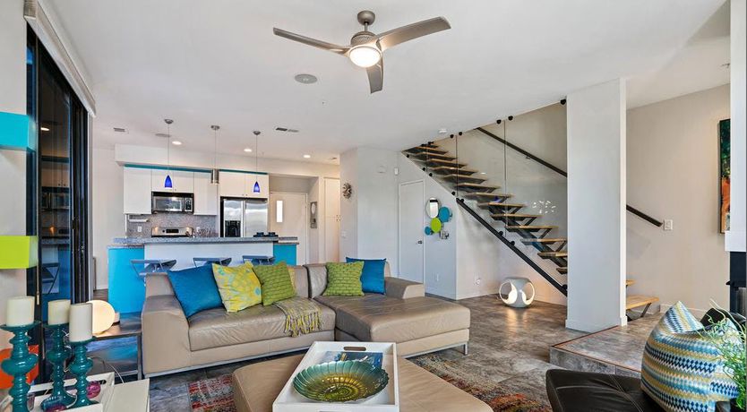 Photo of Made You Look