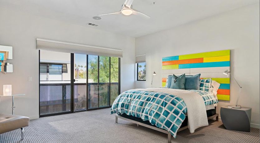 Photo of Made You Look