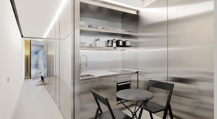 Photo of Mirror Wall