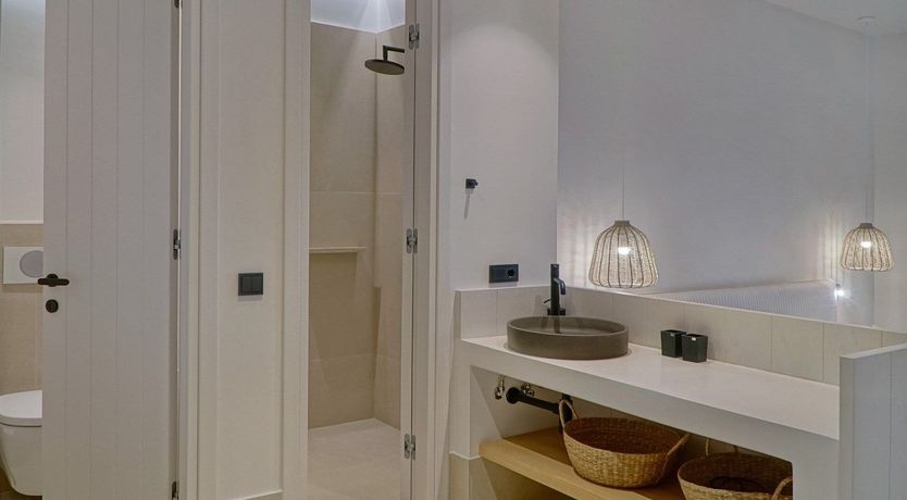 Photo of Return to Paradise