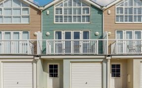 Photo of in Camber (87987)