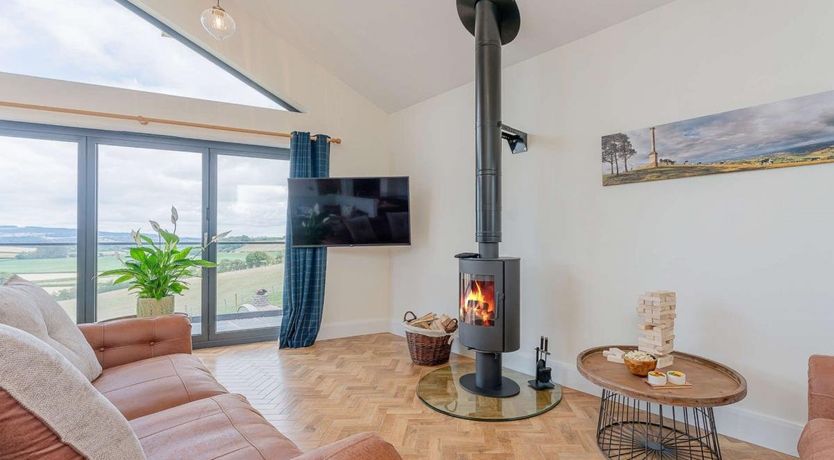 Photo of 3 Bed in Llandyssil