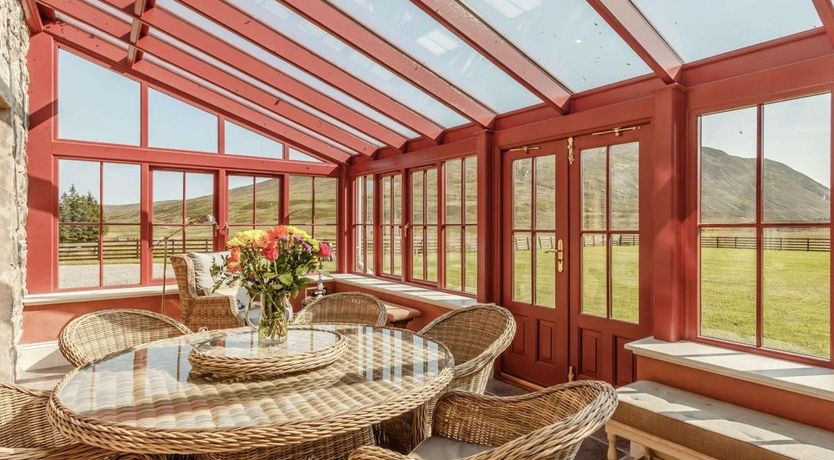 Photo of 6 Bed in Dalnaspidal