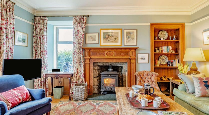 Photo of 4 Bed in Huntly