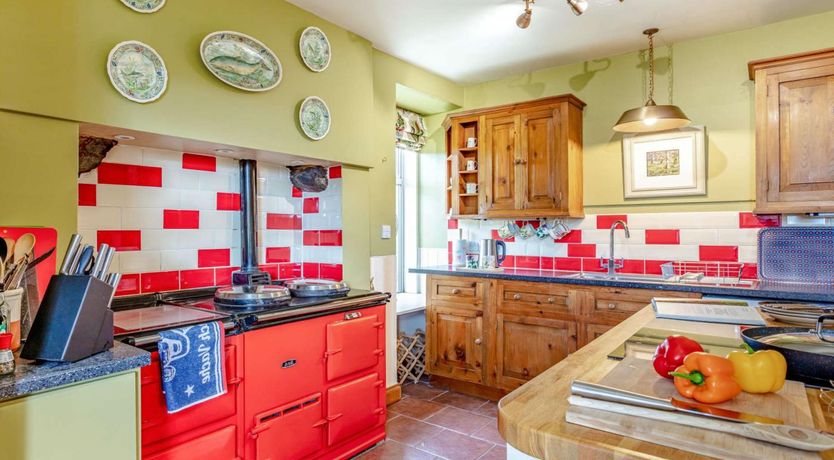 Photo of 4 Bed in Huntly