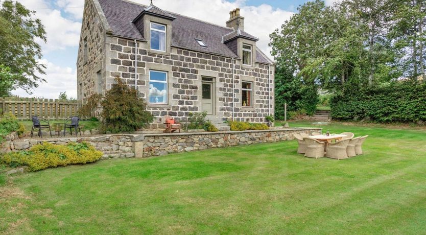 Photo of 4 Bed in Huntly