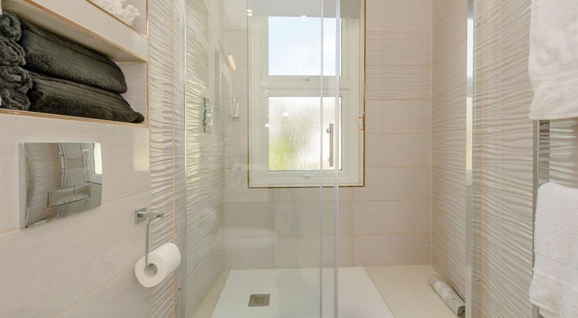 Photo of 2 Bed in Eastbourne