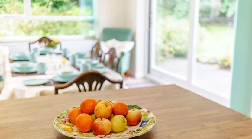 Photo of 3 Bed in The Green