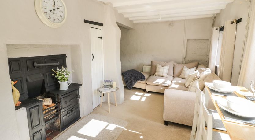 Photo of Canal Cottage